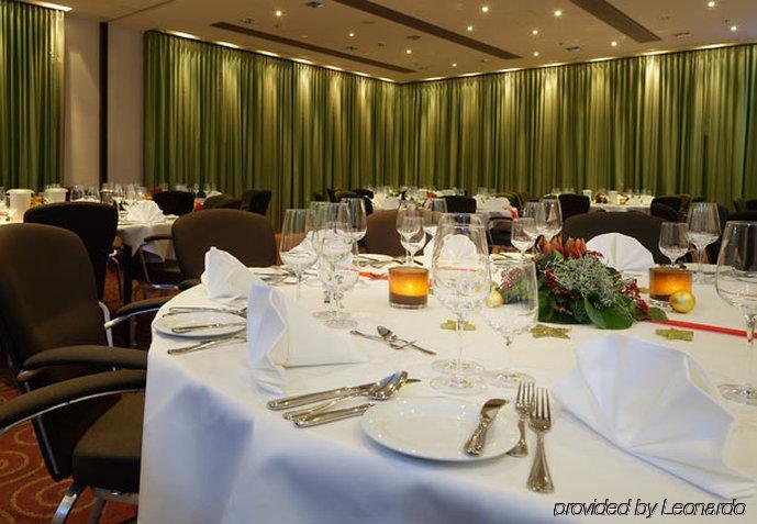 Hotel Courtyard By Marriott Bremen Restaurant foto